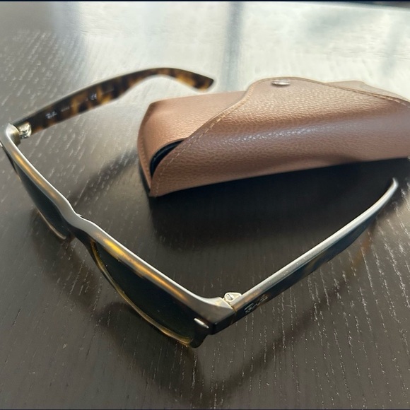 Ray Ban New Wayfarer - Picture 2 of 4